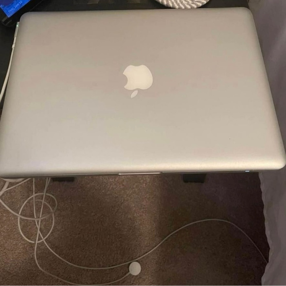 Mid 2012 MacBook Pro - Picture 2 of 2
